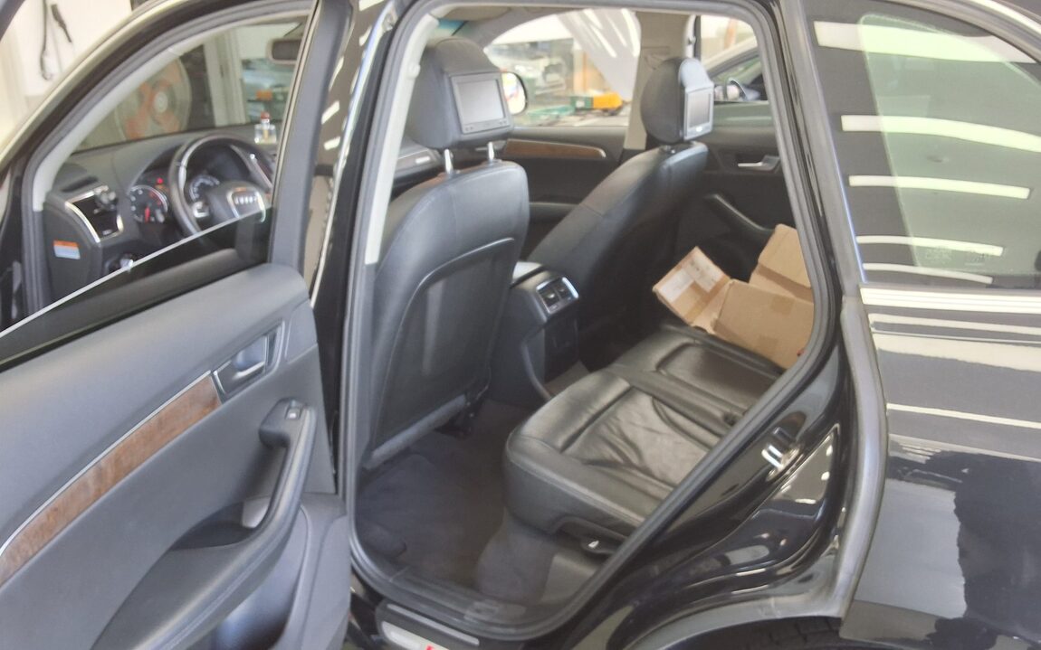AUDI Q5 3.0 TDI QUATTRO 2011 - zdjęcie 12