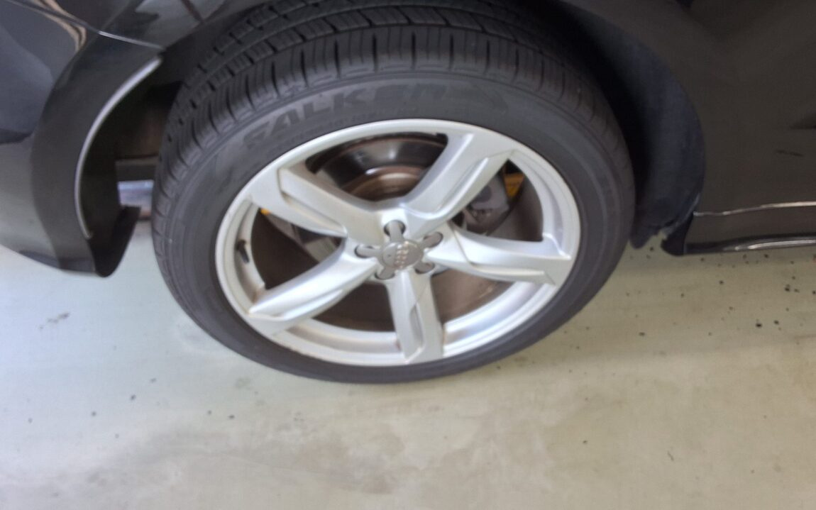 AUDI Q5 3.0 TDI QUATTRO 2011 - zdjęcie 26
