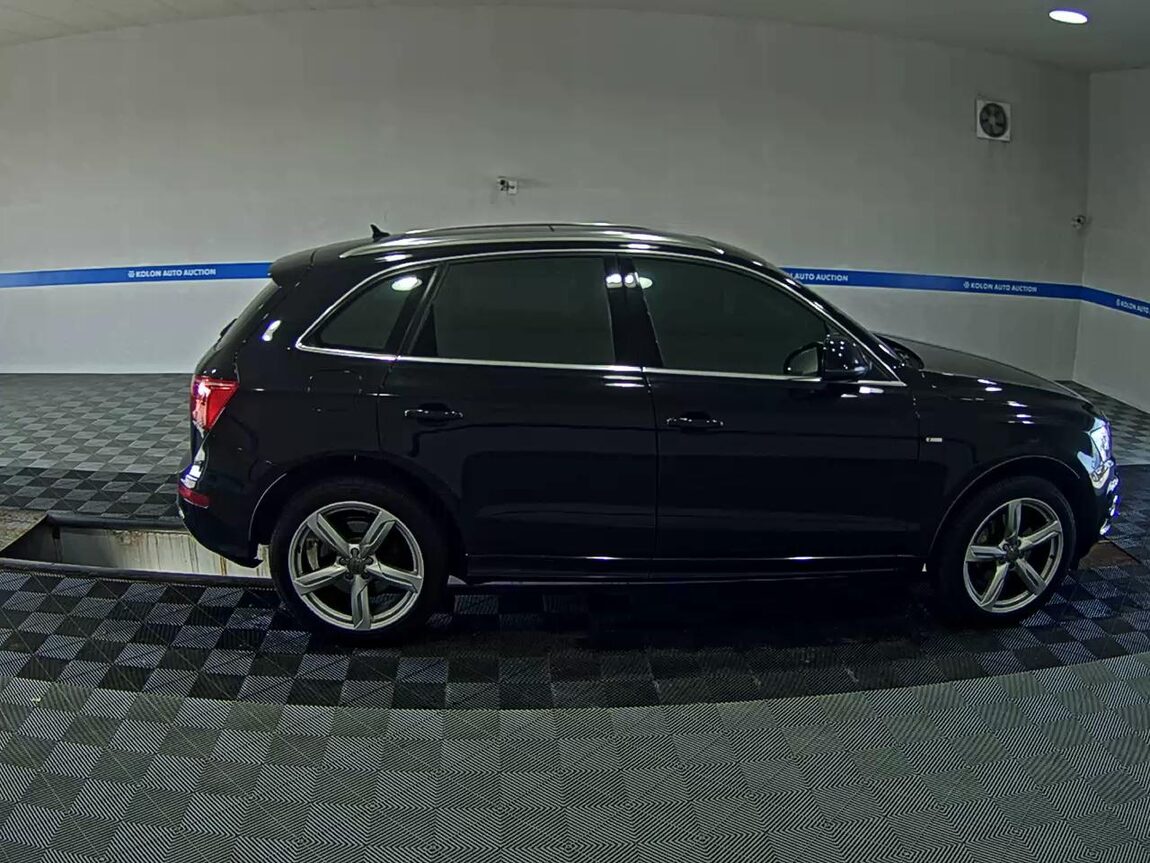 AUDI Q5 3.0 TDI QUATTRO 2011 - zdjęcie 4