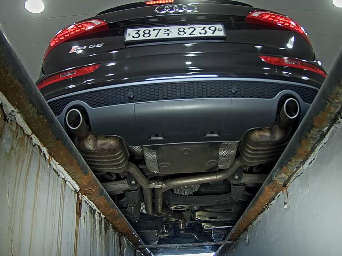 AUDI Q5 3.0 TDI QUATTRO 2011 - zdjęcie 8
