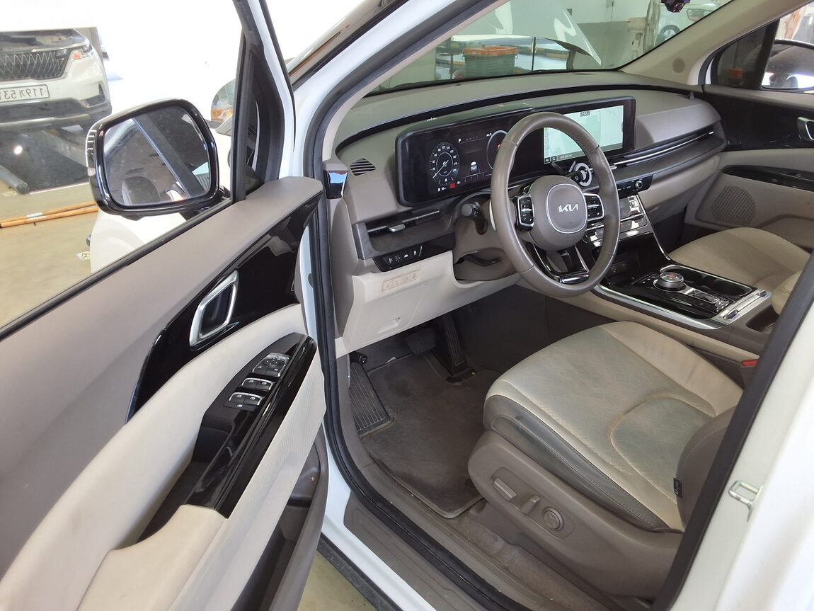 KIA NEW CARNIVAL (KA4) 9-SEATER DIESEL NOBLESSE 2023 - zdjęcie 10