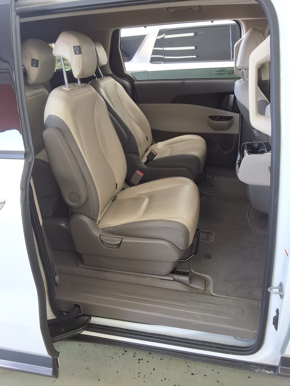 KIA NEW CARNIVAL (KA4) 9-SEATER DIESEL NOBLESSE 2023 - zdjęcie 13