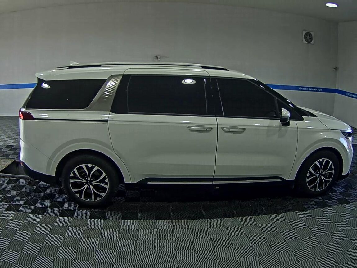 KIA NEW CARNIVAL (KA4) 9-SEATER DIESEL NOBLESSE 2023 - zdjęcie 4