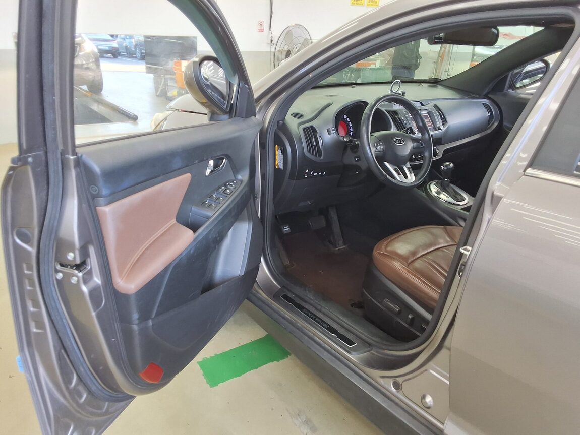KIA SPORTAGE R GASOLINE 2.0 TURBO 2WD LIMITED 2012 - zdjęcie 10