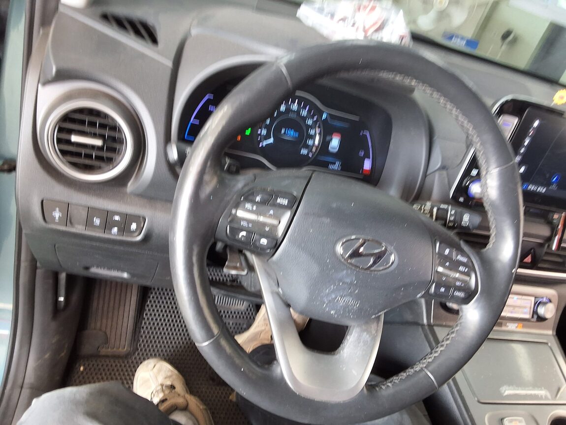 HYUNDAI KONA ELECTRIC EV PREMIUM 2019 - zdjęcie 23