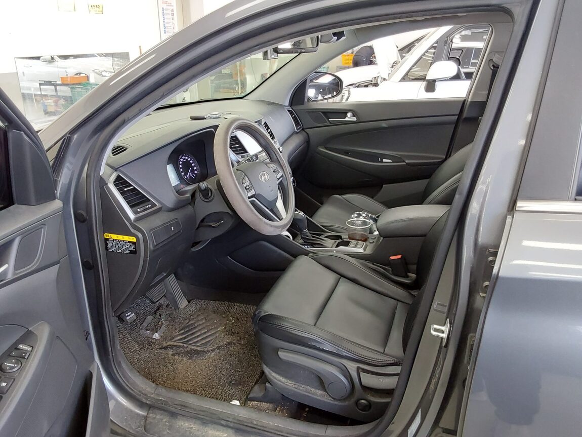 HYUNDAI ALL NEW TUCSON DIESEL 1.7 2WD STYLE FEVER 2017 - zdjęcie 10
