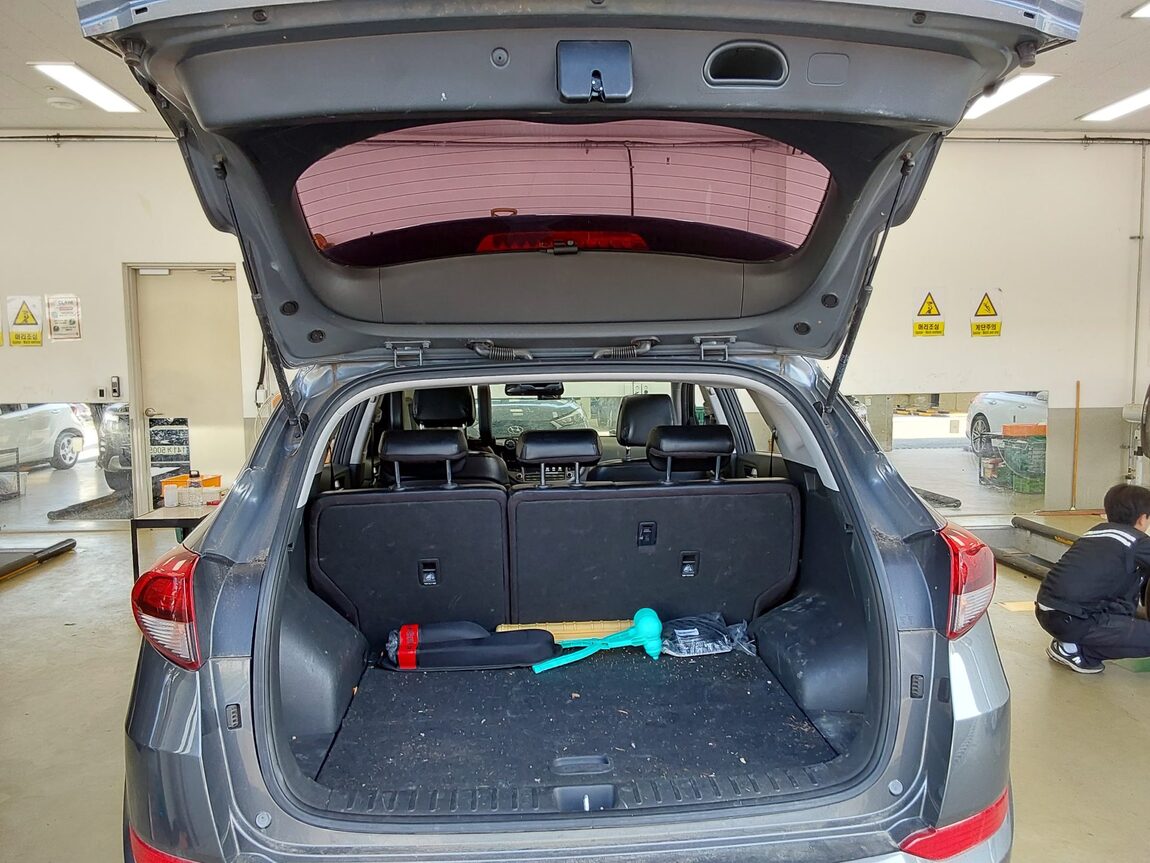 HYUNDAI ALL NEW TUCSON DIESEL 1.7 2WD STYLE FEVER 2017 - zdjęcie 15