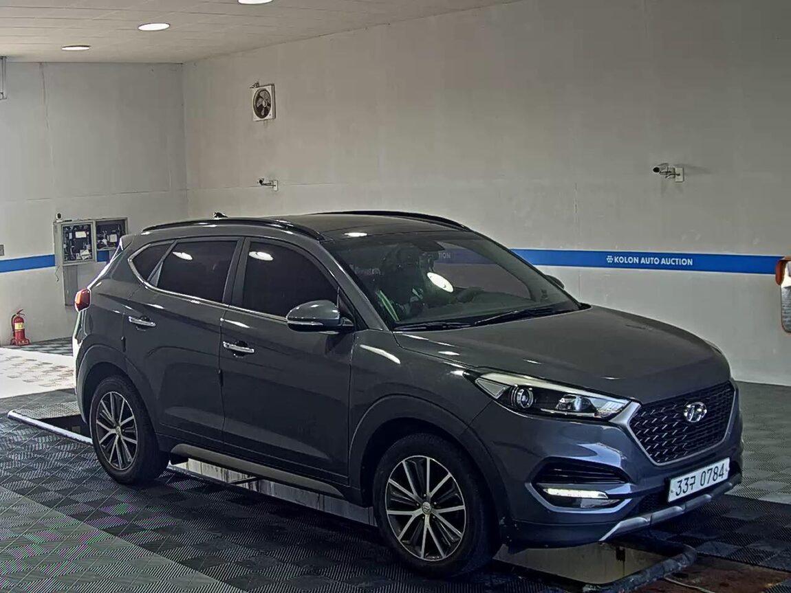 HYUNDAI ALL NEW TUCSON DIESEL 1.7 2WD STYLE FEVER 2017 - zdjęcie 3