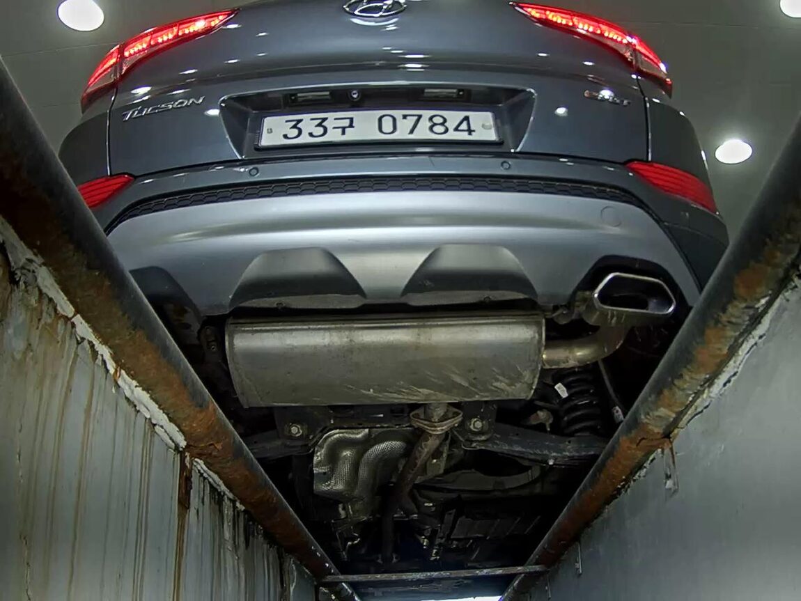 HYUNDAI ALL NEW TUCSON DIESEL 1.7 2WD STYLE FEVER 2017 - zdjęcie 8