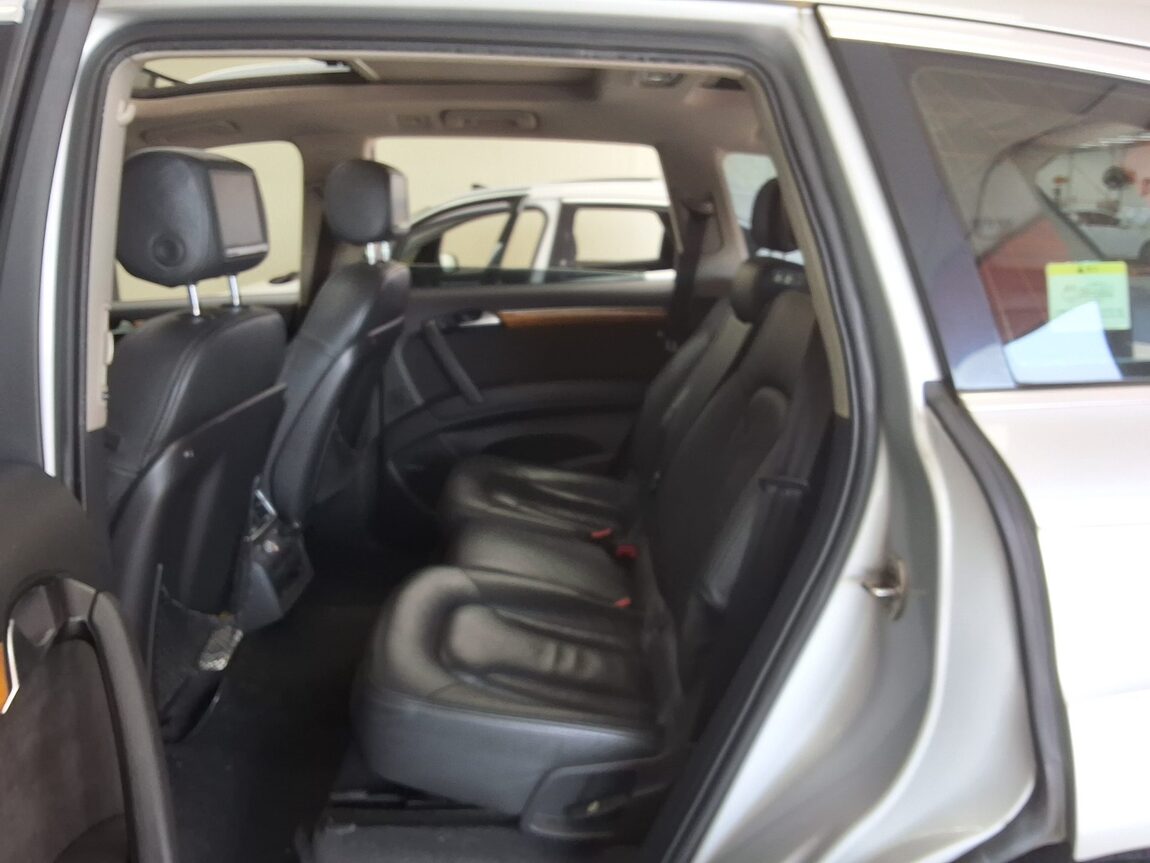 AUDI Q7 3.0 TDI QUATTRO 2011 - zdjęcie 13