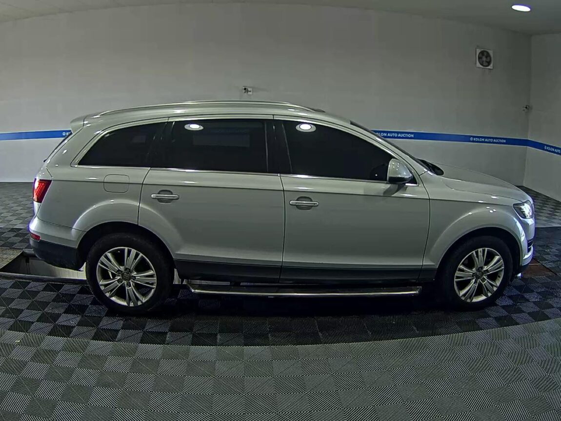 AUDI Q7 3.0 TDI QUATTRO 2011 - zdjęcie 4