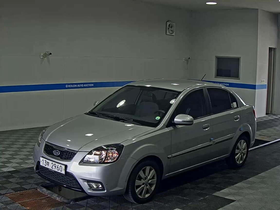 KIA PRIDE (NEW) 4-DOOR 1.6 CVVT SLX 2011 - zdjęcie 2
