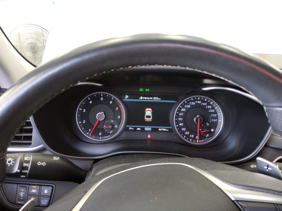 GENESIS G70 2.0T AWD ELITE 2019 - zdjęcie 9