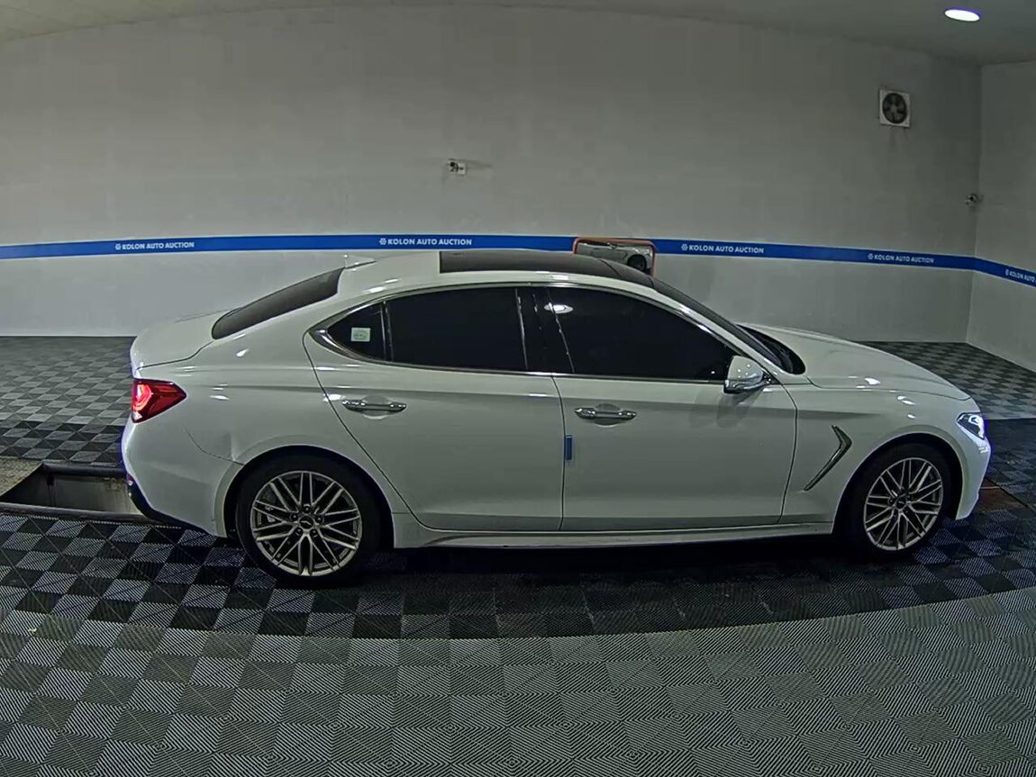 GENESIS G70 2.0T AWD ELITE 2019 - zdjęcie 4