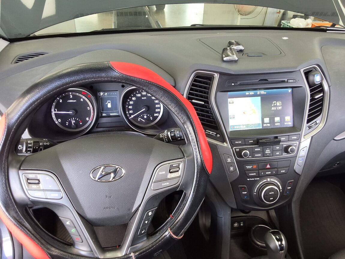HYUNDAI SANTA FE THE PRIME DIESEL R2.0 2WD PREMIUM 2016 - zdjęcie 17
