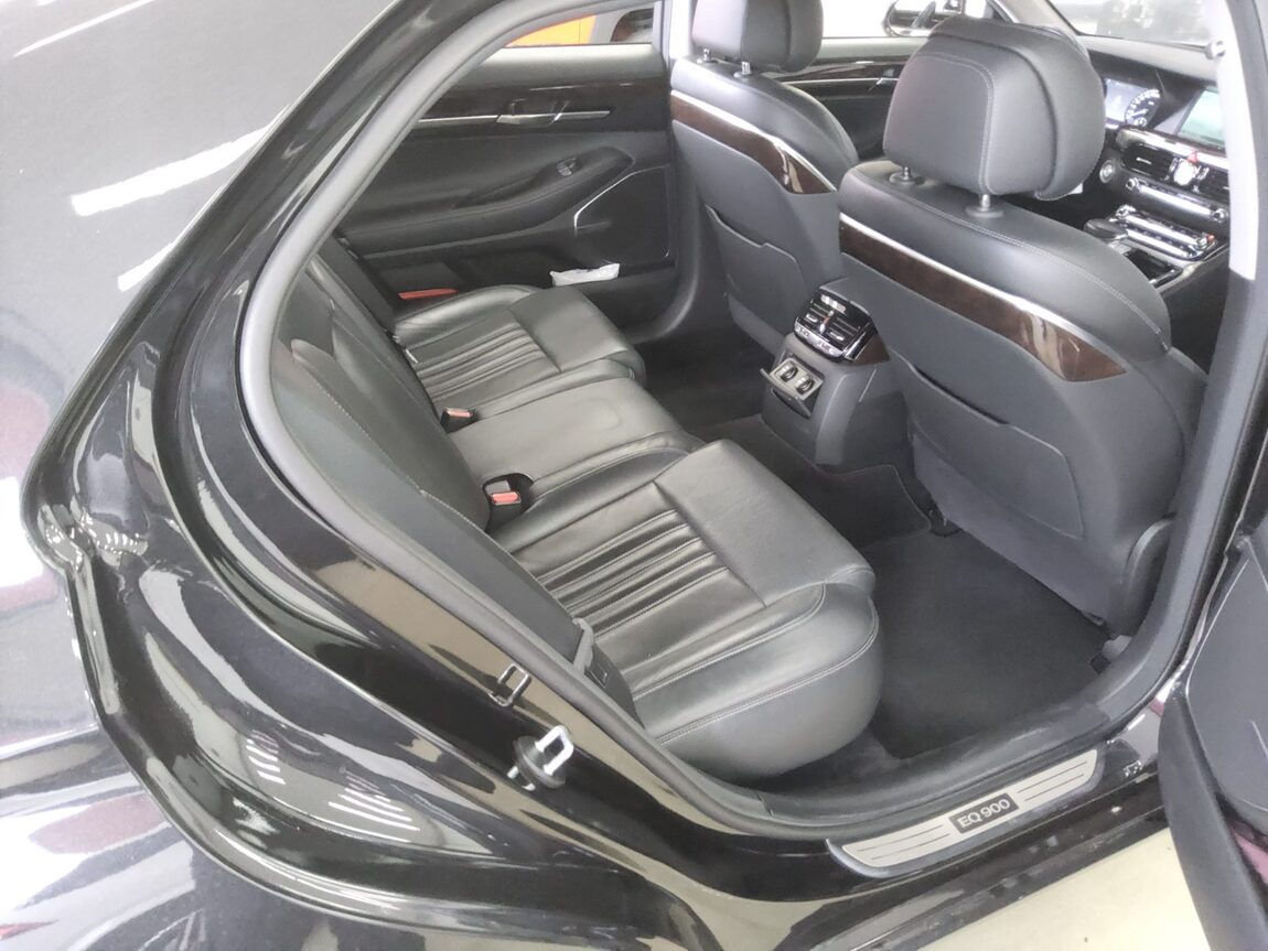 GENESIS EQ900 3.8 GDi AWD LUXURY 2018 - zdjęcie 13