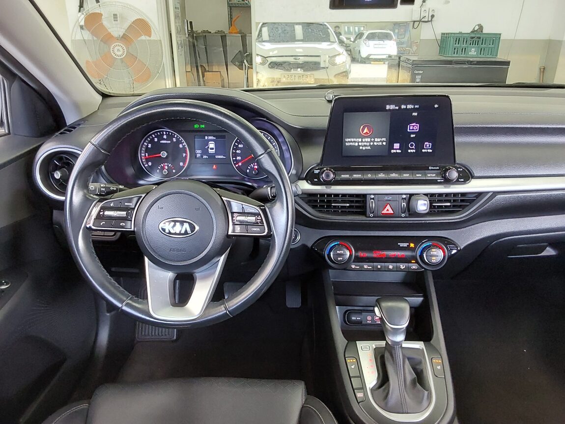 KIA ALL NEW K3 1.6 GASOLINE STANDARD 2021 - zdjęcie 11