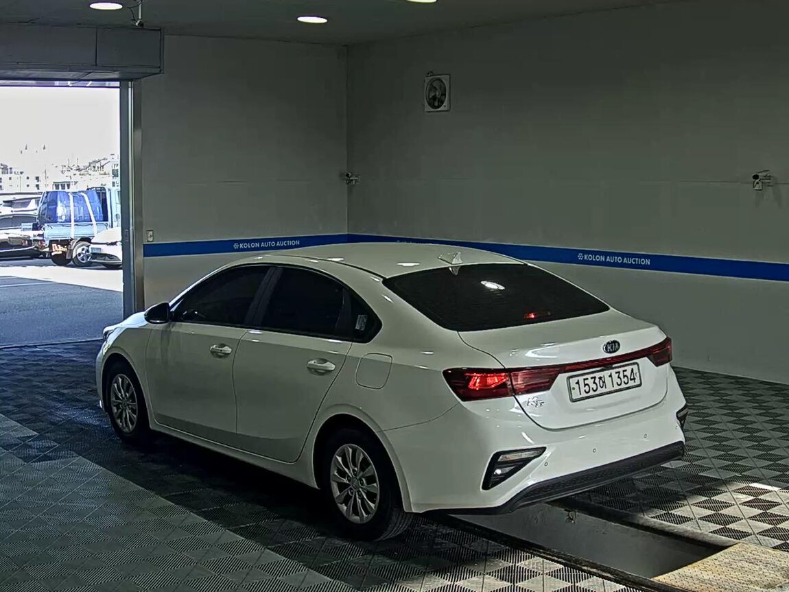 KIA ALL NEW K3 1.6 GASOLINE STANDARD 2021 - zdjęcie 6