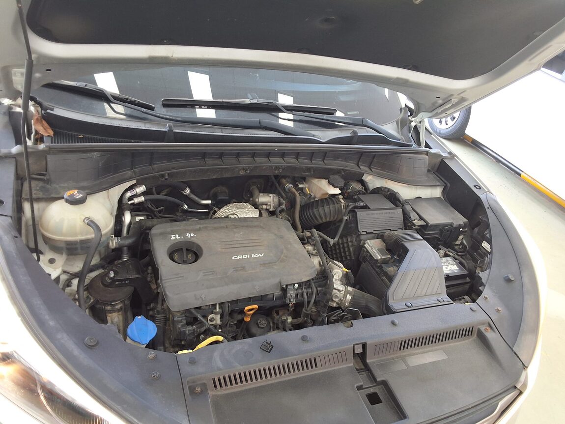 HYUNDAI ALL NEW TUCSON DIESEL 1.7 2WD STYLE 2016 - zdjęcie 18