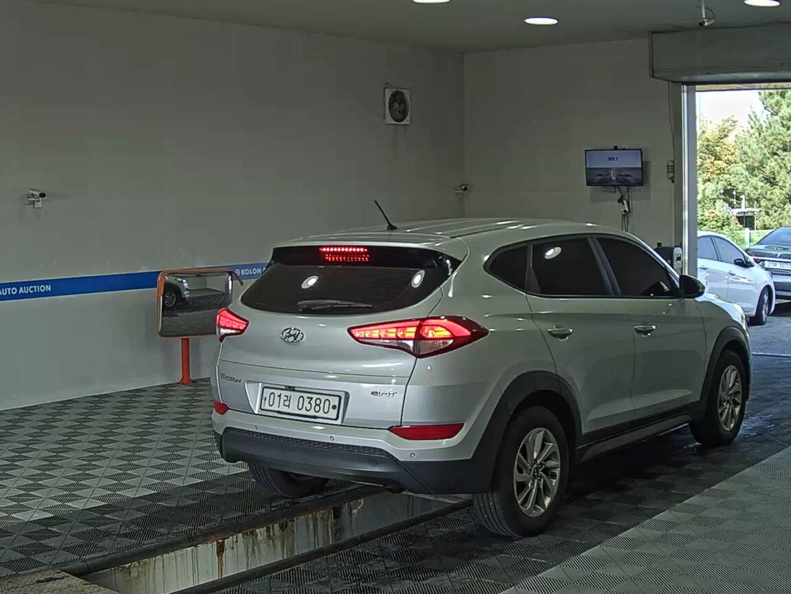 HYUNDAI ALL NEW TUCSON DIESEL 1.7 2WD STYLE 2016 - zdjęcie 5