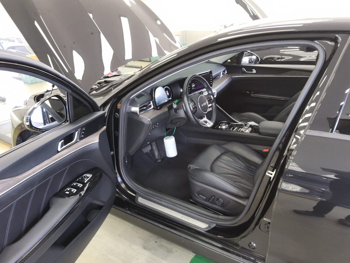 KIA NEW K5 (DL3) 2.0 GASOLINE SIGNATURE 2023 - zdjęcie 10