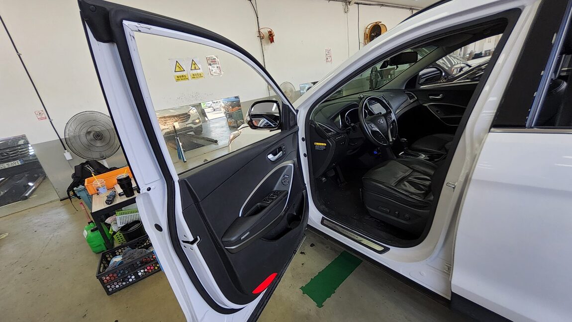 HYUNDAI SANTA FE THE PRIME DIESEL R2.0 2WD EXCLUSIVE 2016 - zdjęcie 10