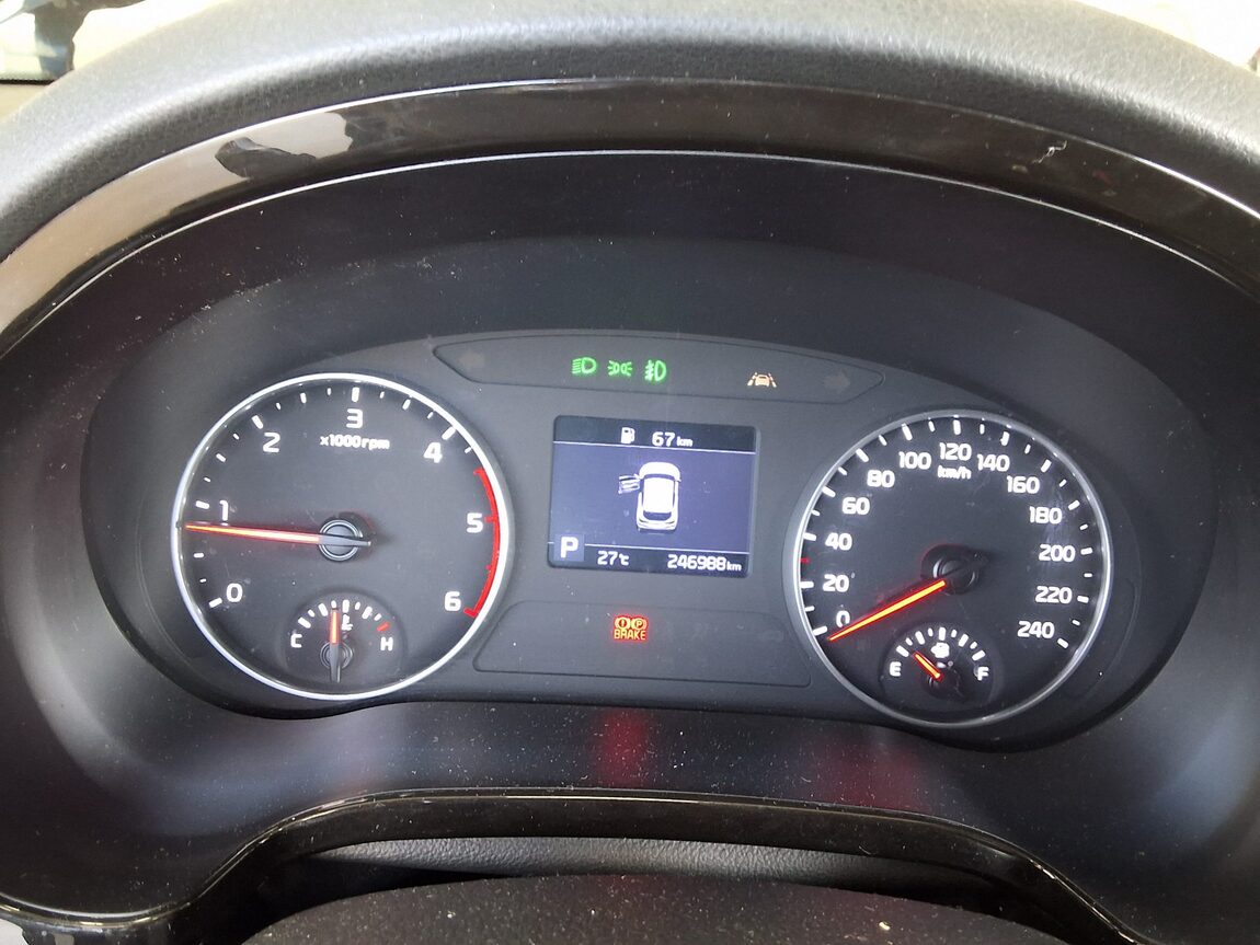 KIA SELTOS 1.6 DIESEL 2WD NOBLESSE 2020 - zdjęcie 9