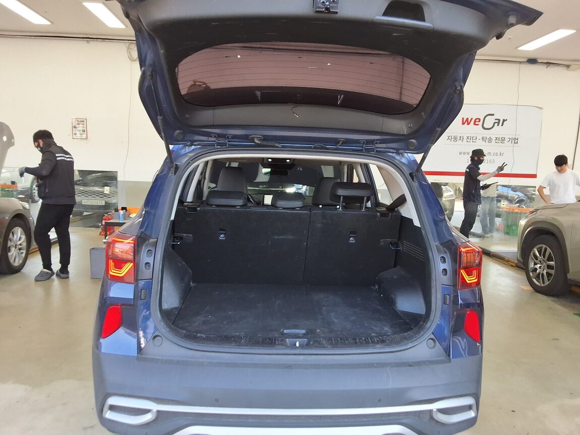 KIA SELTOS 1.6 DIESEL 2WD NOBLESSE 2020 - zdjęcie 15