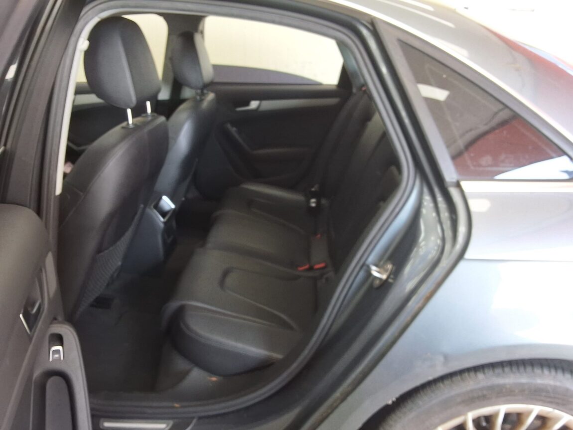 AUDI A4 (4TH GEN) 2.0 TDI 2014 - zdjęcie 13