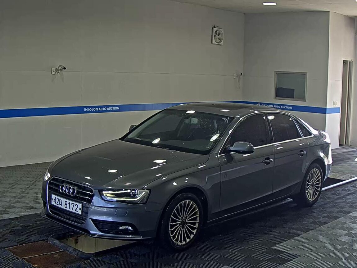 AUDI A4 (4TH GEN) 2.0 TDI 2014 - zdjęcie 2
