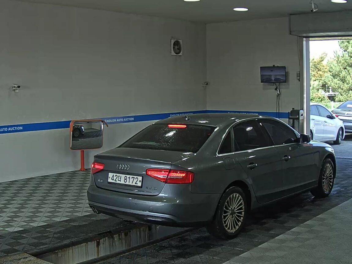 AUDI A4 (4TH GEN) 2.0 TDI 2014 - zdjęcie 5