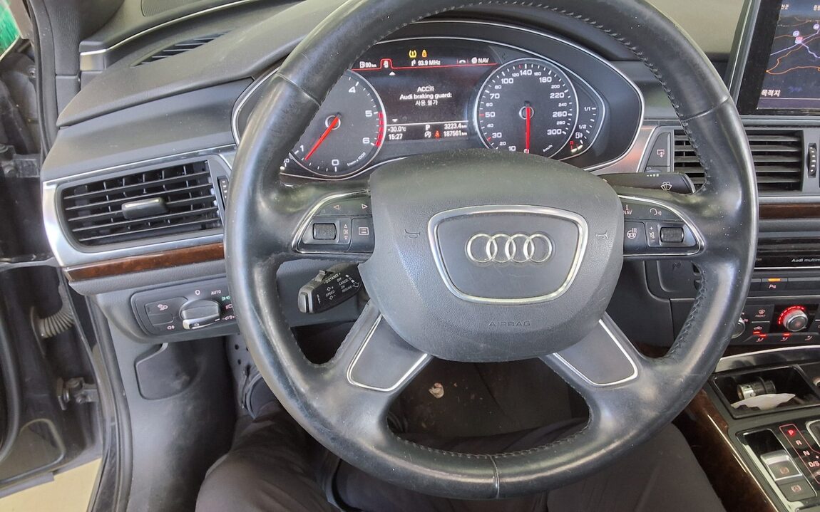 AUDI A6 (4TH GEN) 3.0 TDI QUATTRO LED PACK 2014 - zdjęcie 17