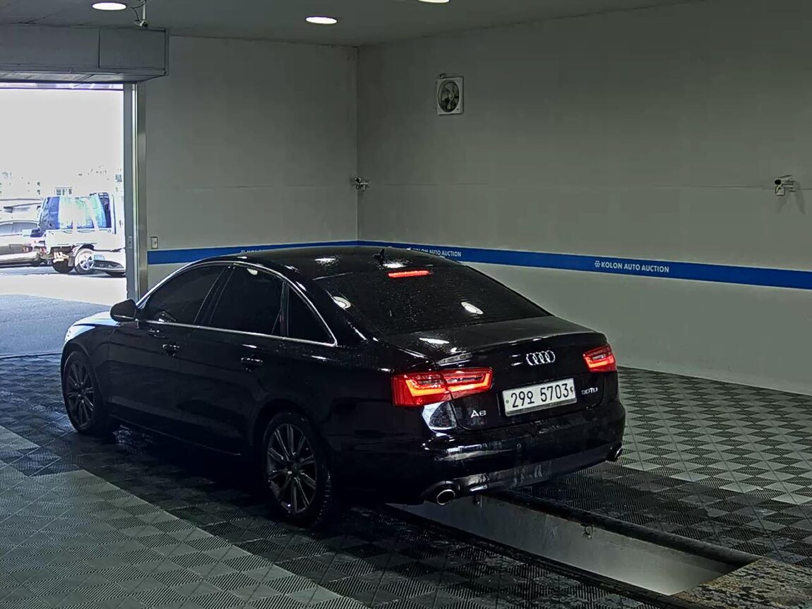 AUDI A6 (4TH GEN) 3.0 TDI QUATTRO LED PACK 2014 - zdjęcie 6