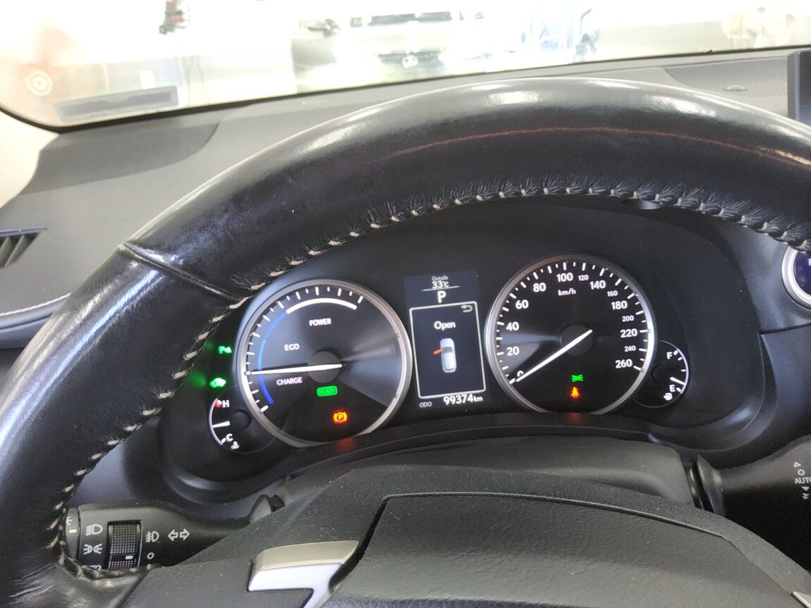 LEXUS NX 300h 2017 - zdjęcie 9