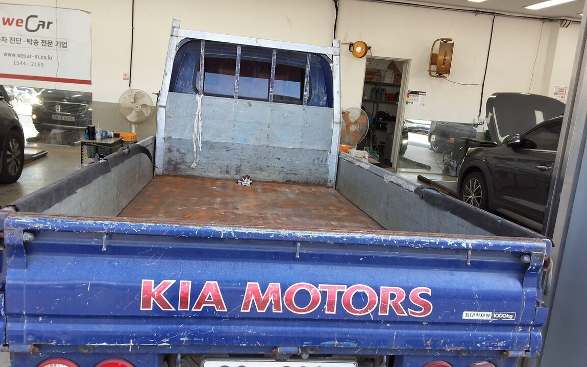 KIA BONGO III CARGO CRDi KING CAB EXTRA LONG WHEELBASE 2016 - zdjęcie 12