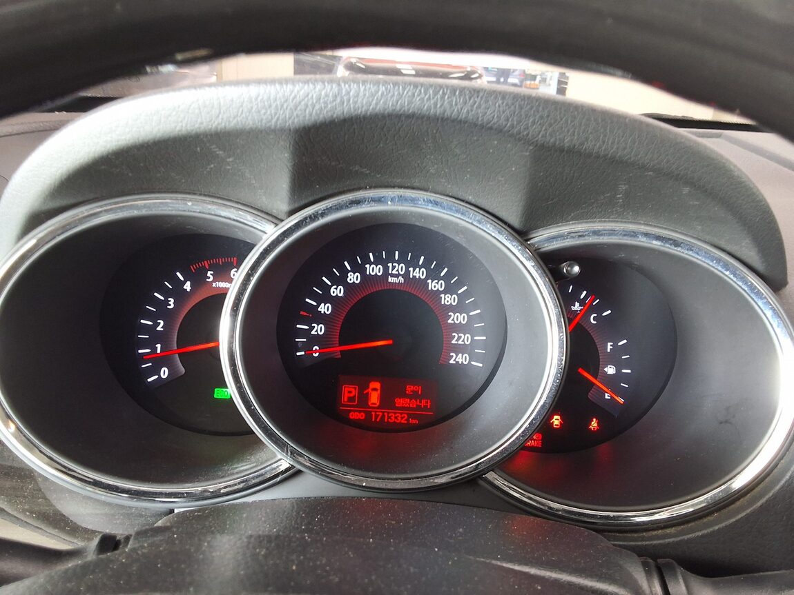KIA SORENTO R DIESEL 2.0 2WD TLX LUXURY MODEL 2010 - zdjęcie 10