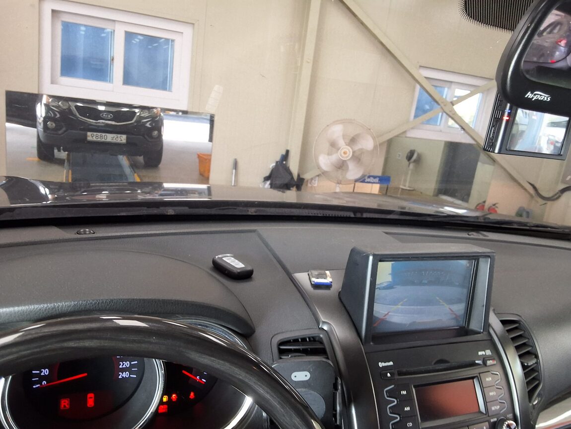 KIA SORENTO R DIESEL 2.0 2WD TLX LUXURY MODEL 2010 - zdjęcie 25