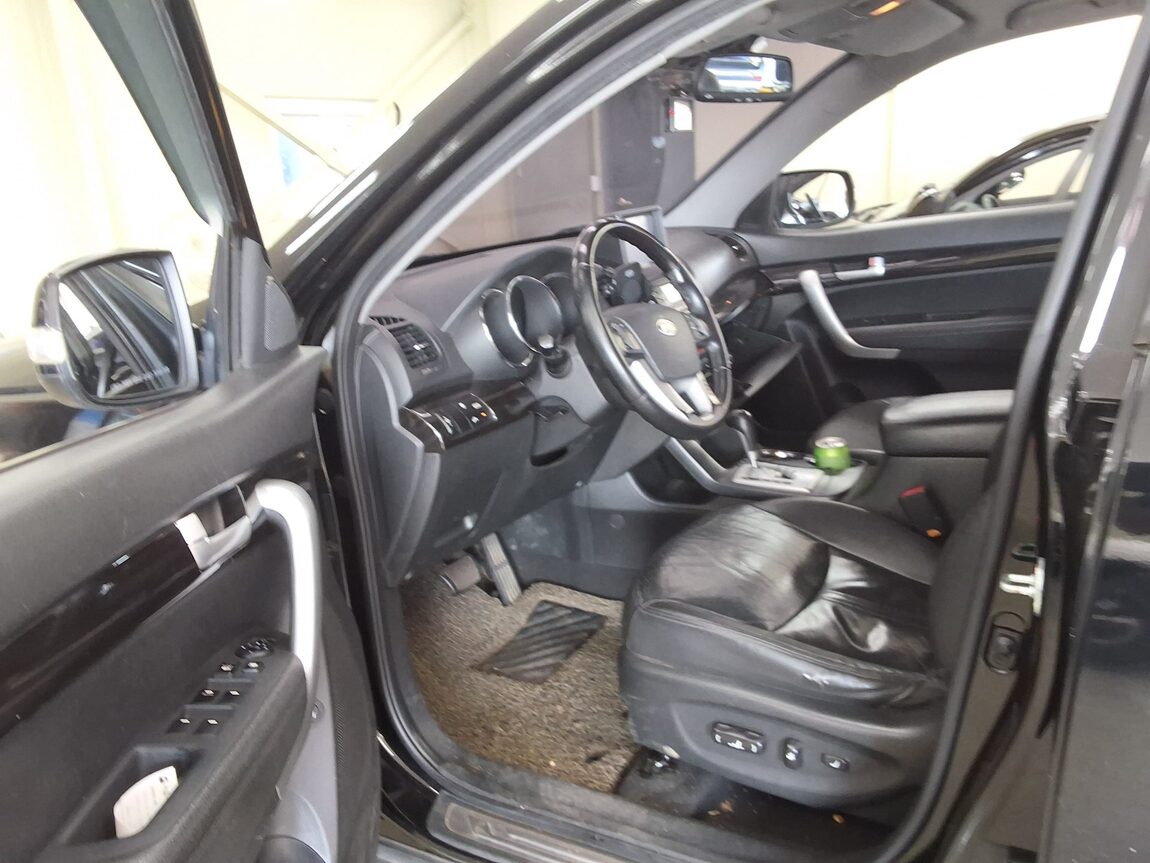 KIA SORENTO R DIESEL 2.0 2WD TLX LUXURY MODEL 2010 - zdjęcie 11