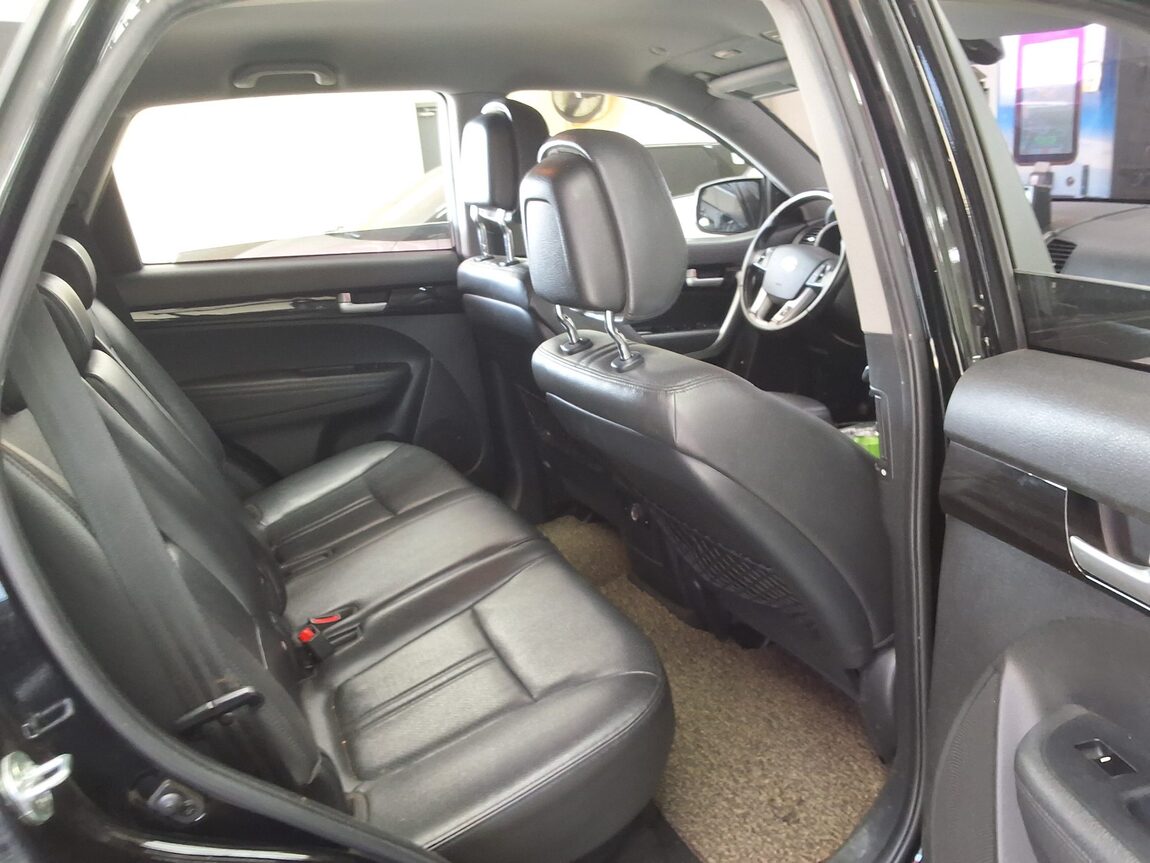 KIA SORENTO R DIESEL 2.0 2WD TLX LUXURY MODEL 2010 - zdjęcie 14