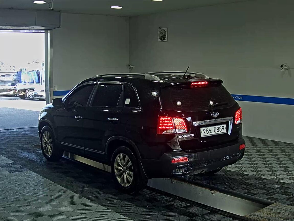 KIA SORENTO R DIESEL 2.0 2WD TLX LUXURY MODEL 2010 - zdjęcie 6