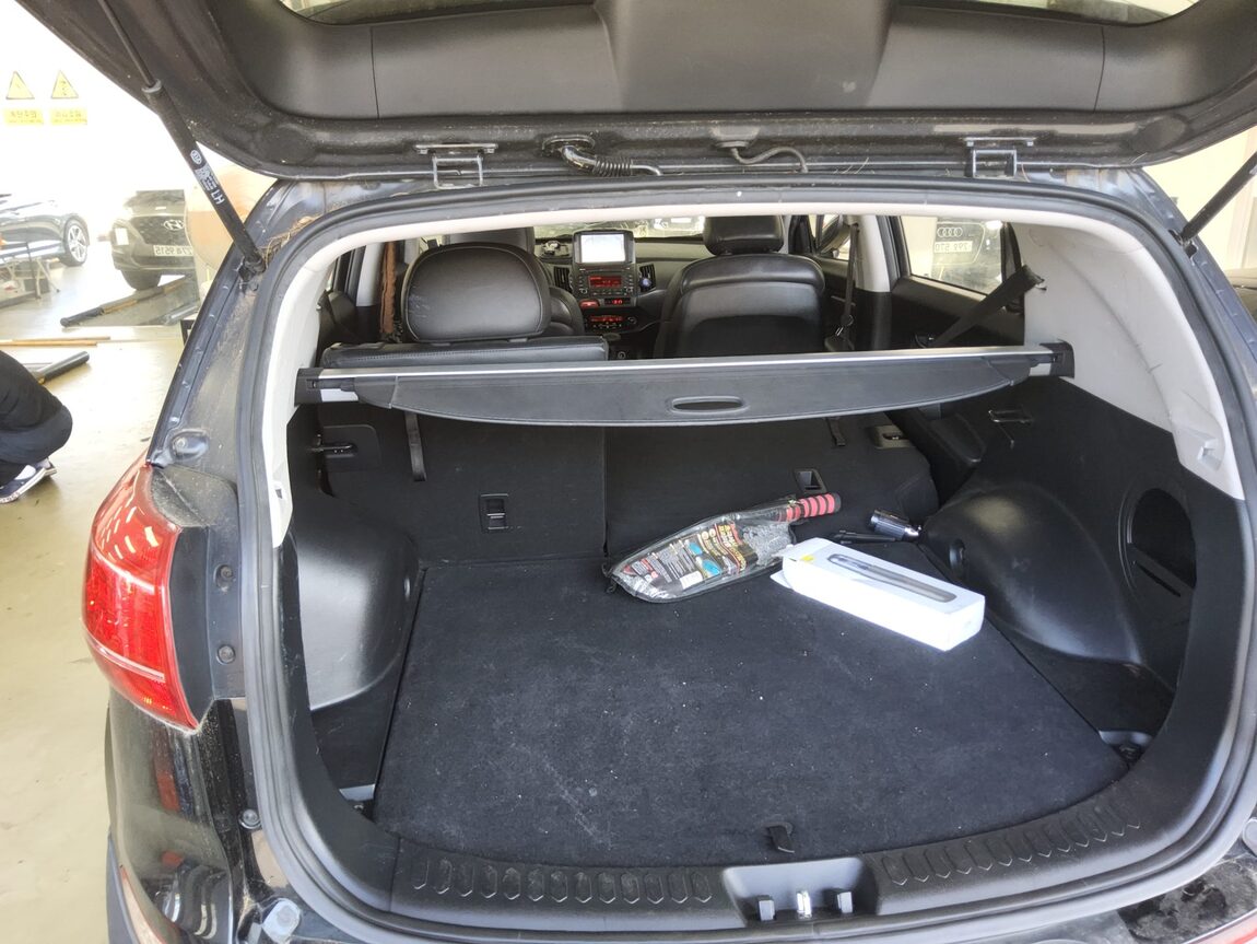 KIA SPORTAGE R DIESEL R2.0 2WD TLX PREMIUM 2011 - zdjęcie 15