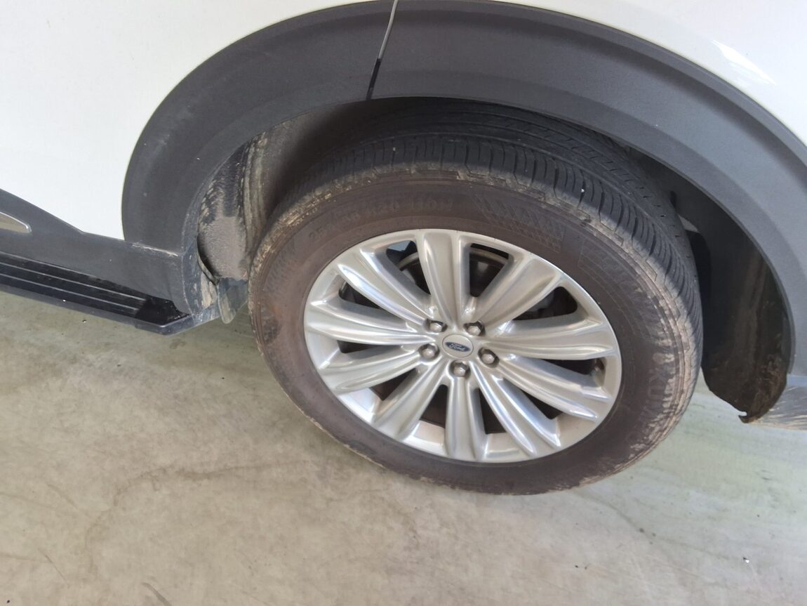 FORD EXPLORER (6TH GEN) 2.3 AWD LIMITED 2020 - zdjęcie 20
