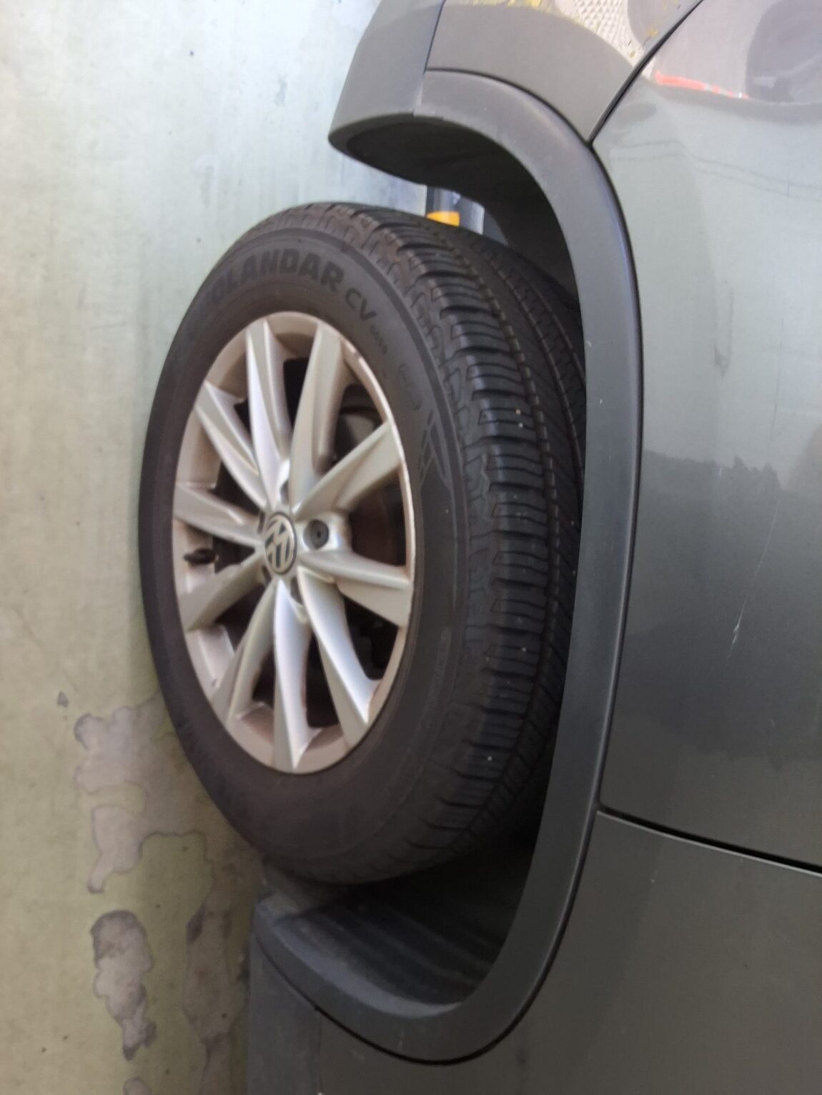 VOLKSWAGEN TIGUAN 2.0 TDI BLUEMOTION COMFORT 2014 - zdjęcie 22