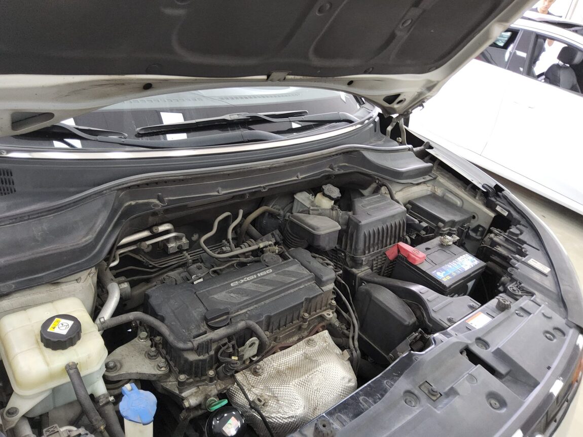 KG MOBILITY (SSANGYONG) TIVOLI GASOLINE 2WD VX 2015 - zdjęcie 19