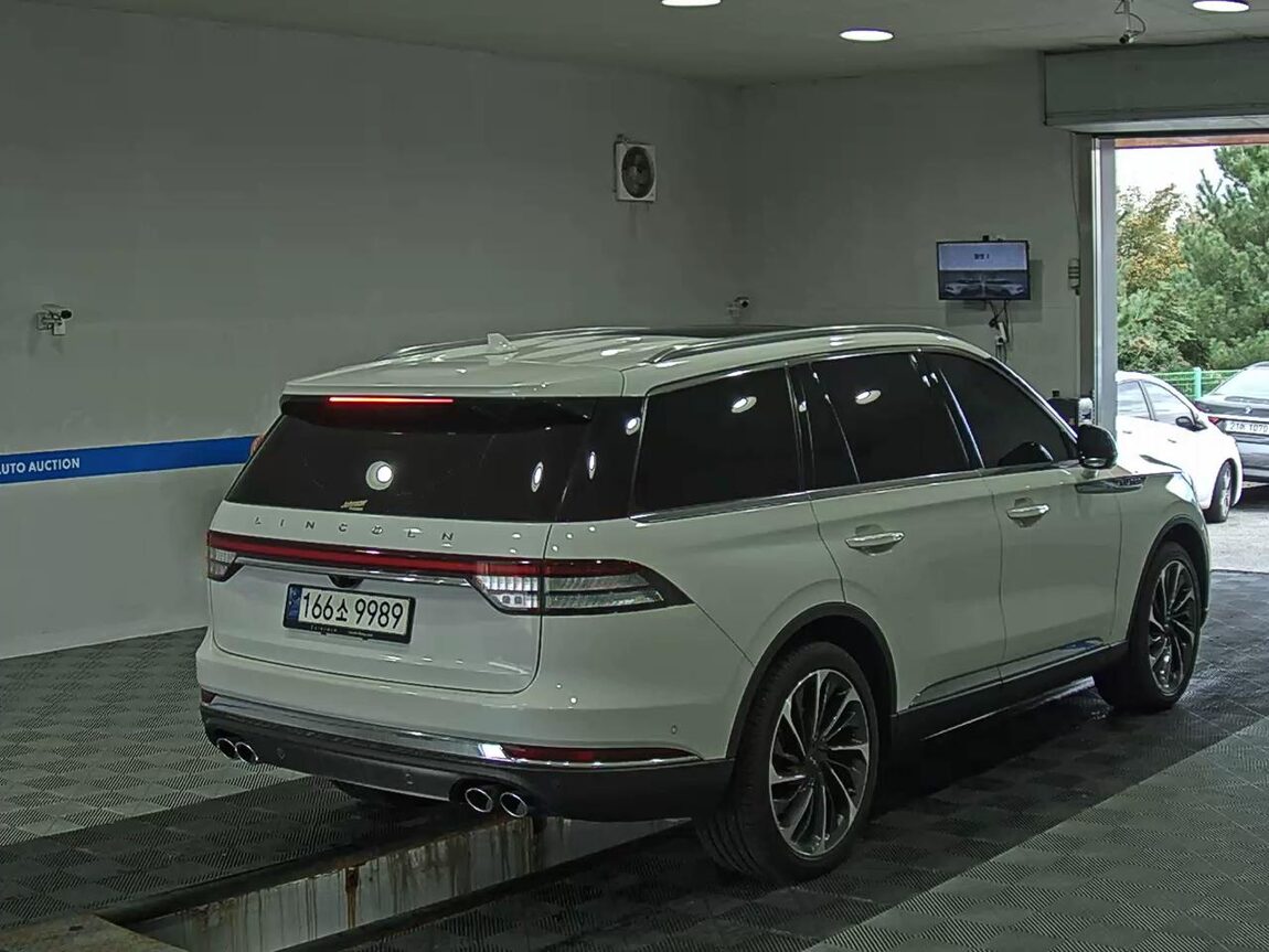 LINCOLN AVIATOR (2ND GEN) 3.0 V6 AWD RESERVE 2023 - zdjęcie 5