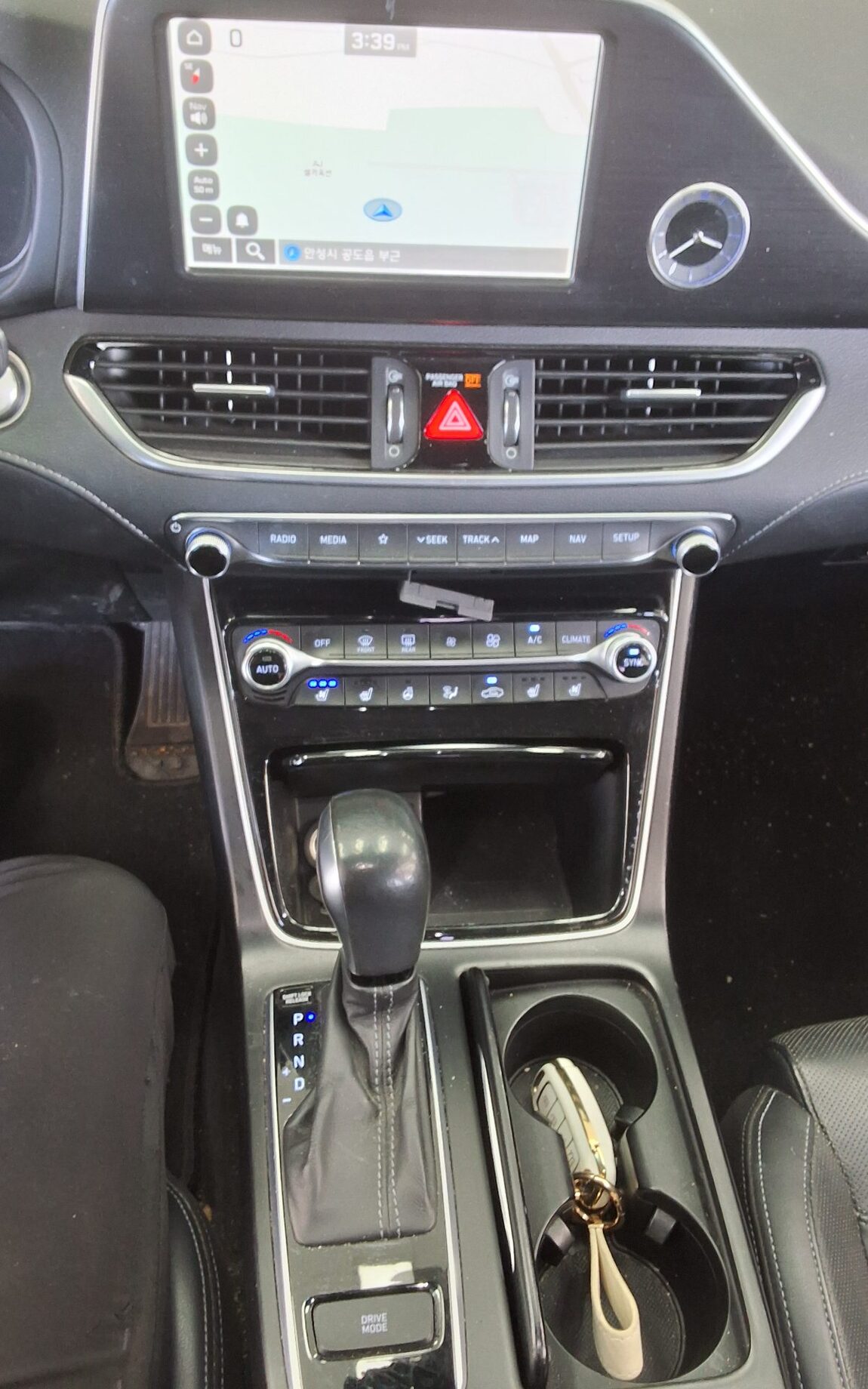 HYUNDAI GRANDEUR IG 3.0 LPi RENTAL CAR MODERN 2018 - zdjęcie 18