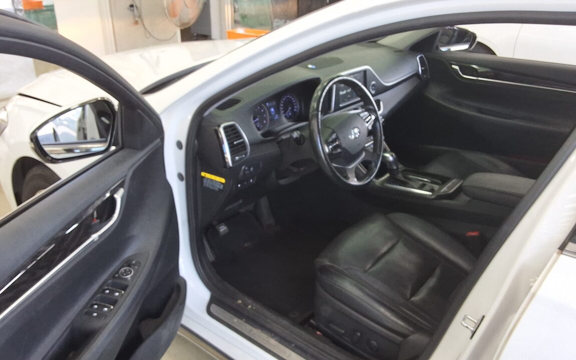 HYUNDAI GRANDEUR IG 3.0 LPi RENTAL CAR MODERN 2018 - zdjęcie 10