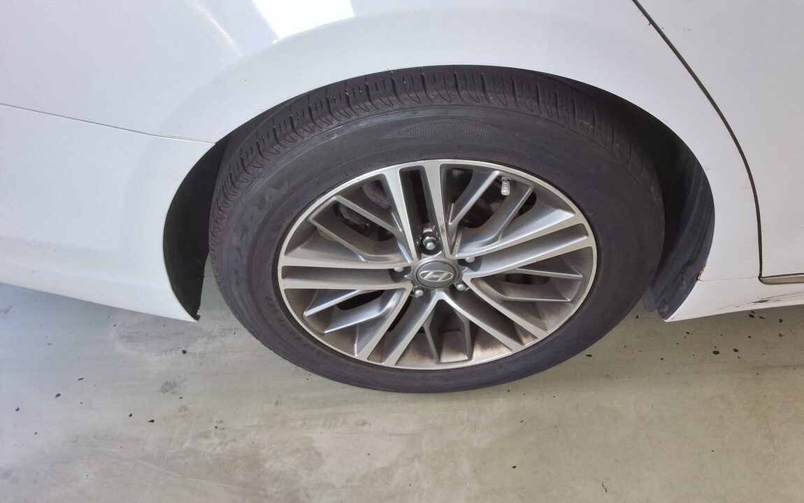 HYUNDAI GRANDEUR IG 3.0 LPi RENTAL CAR MODERN 2018 - zdjęcie 26