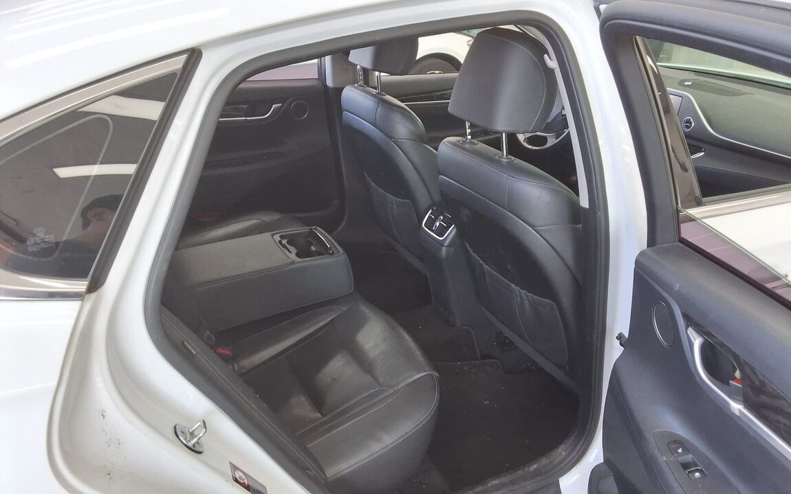 HYUNDAI GRANDEUR IG 3.0 LPi RENTAL CAR MODERN 2018 - zdjęcie 13
