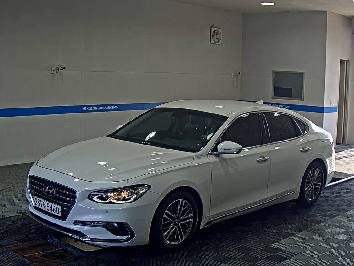 HYUNDAI GRANDEUR IG 3.0 LPi RENTAL CAR MODERN 2018 - zdjęcie 2